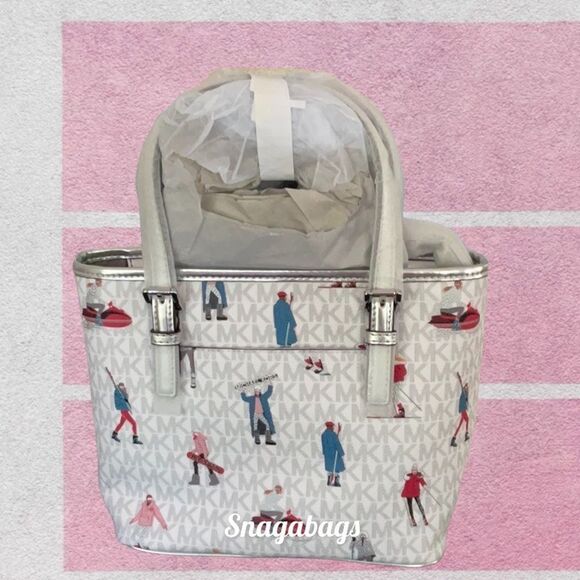 MICHAEL KORS NWT CARRY ALL JET SET TRAVEL TOTE BAG CROSSBODY SKIING THEME - Picture 4 of 7